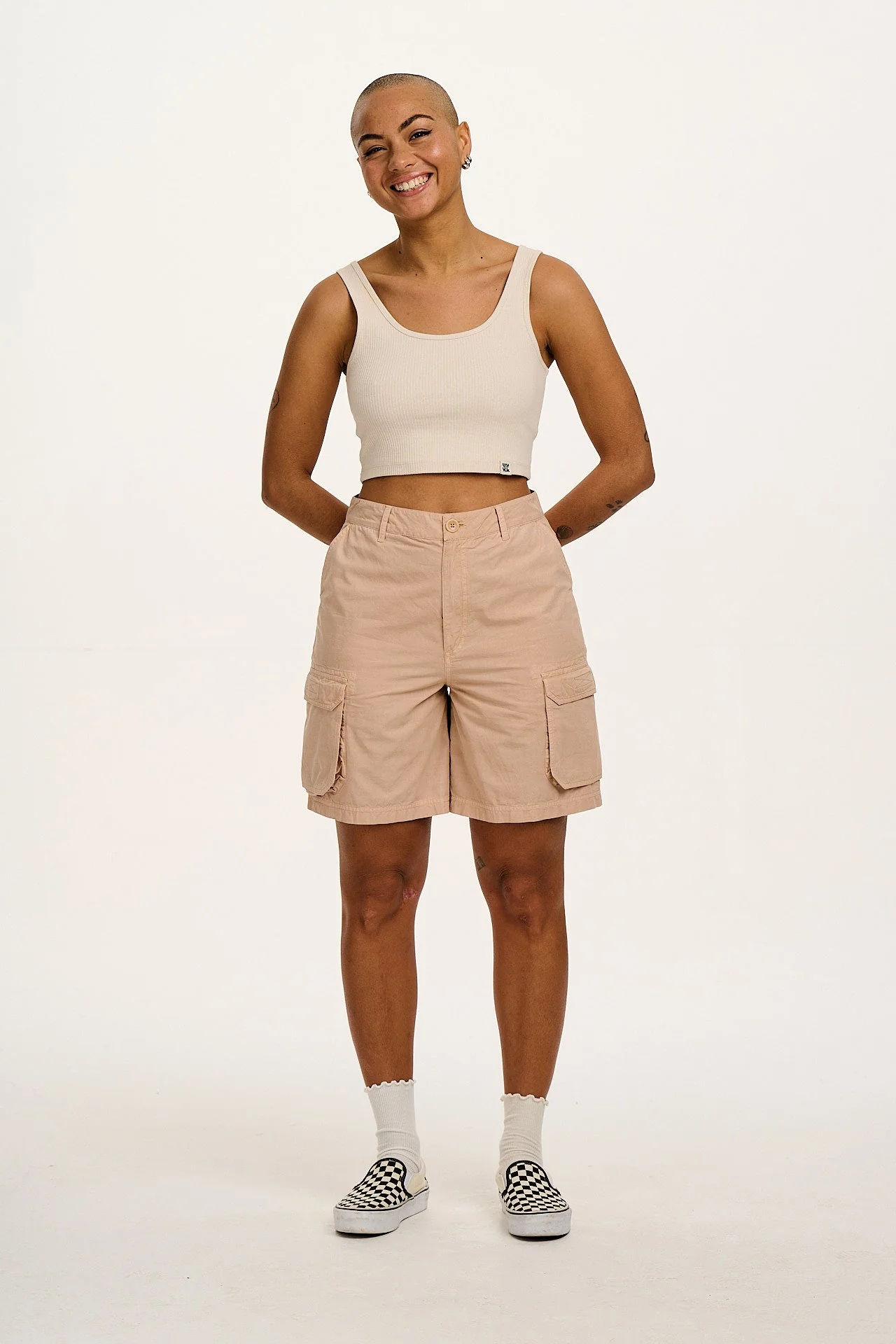 Avery - Cotton Cargo Shorts in Beige - Image 2
