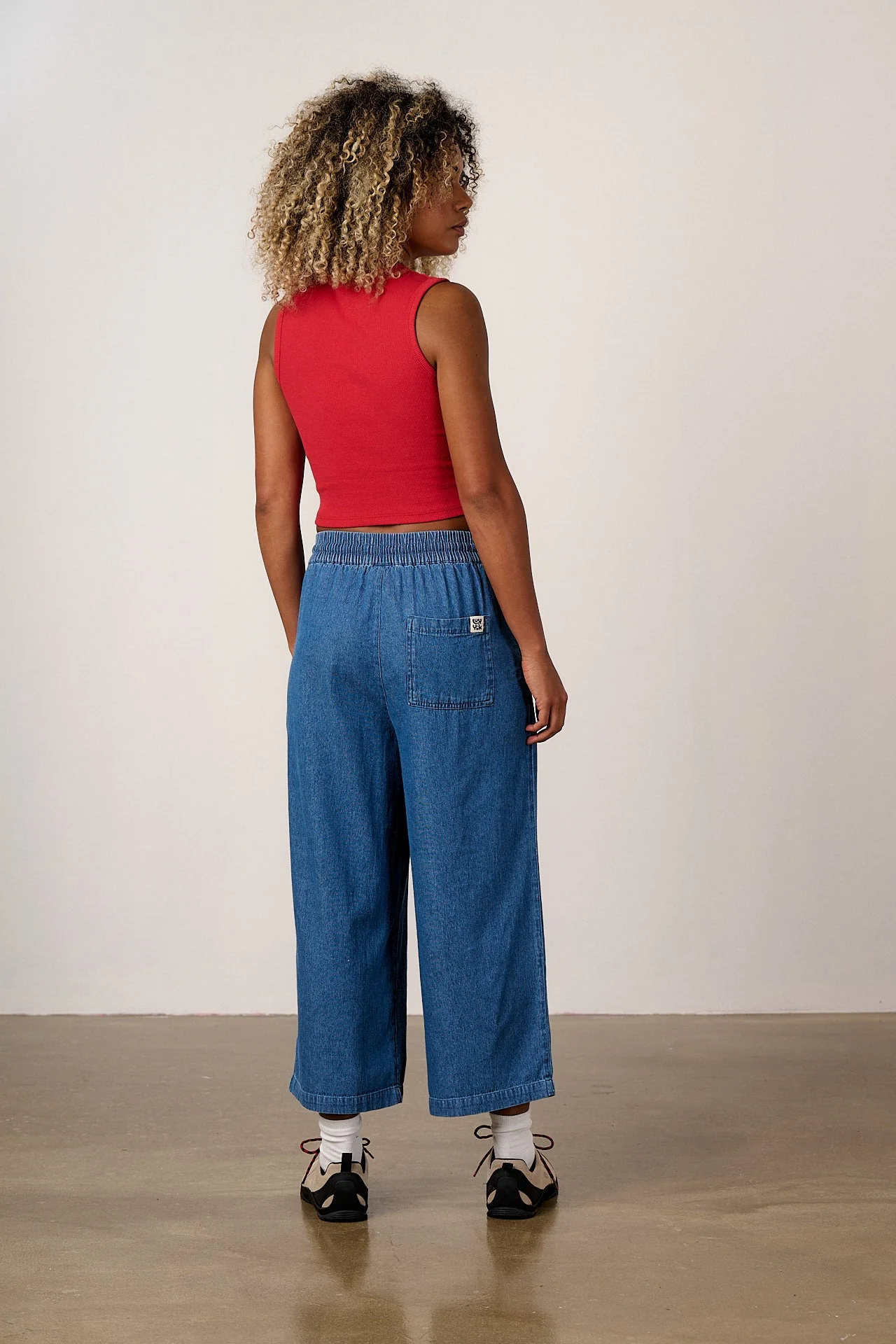 Chuck - Wide Leg Denim Trousers in Midwash Blue - Image 5