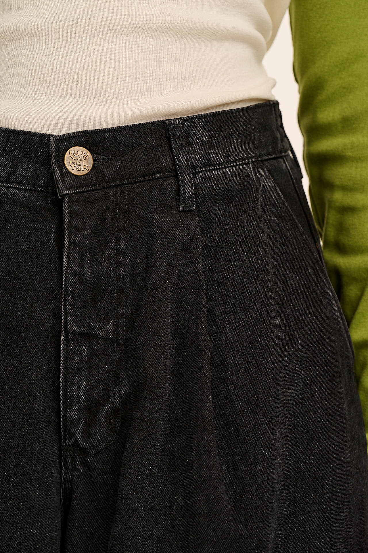 Tate - Denim Wide Leg Jeans in Black Wash - Image 4
