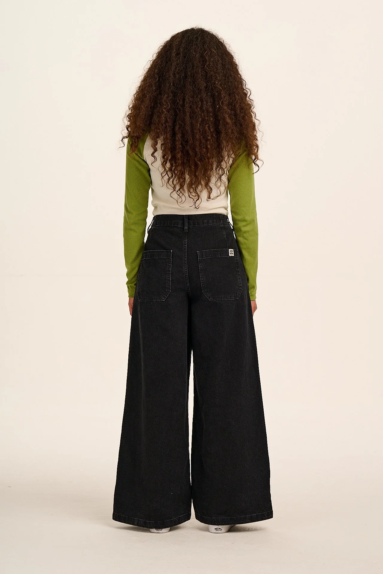 Tate - Denim Wide Leg Jeans in Black Wash - Image 5