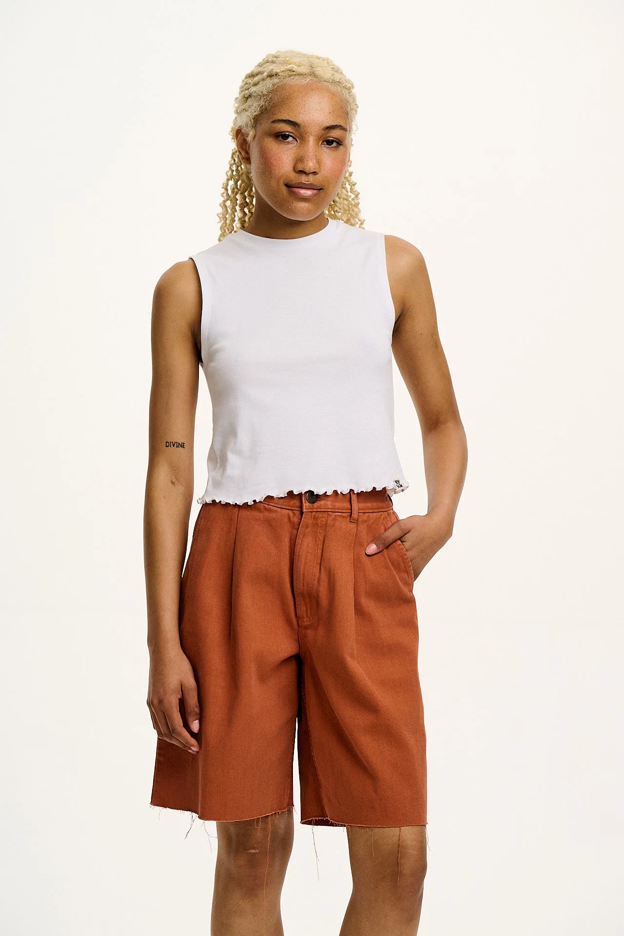 Etta - Image 9
