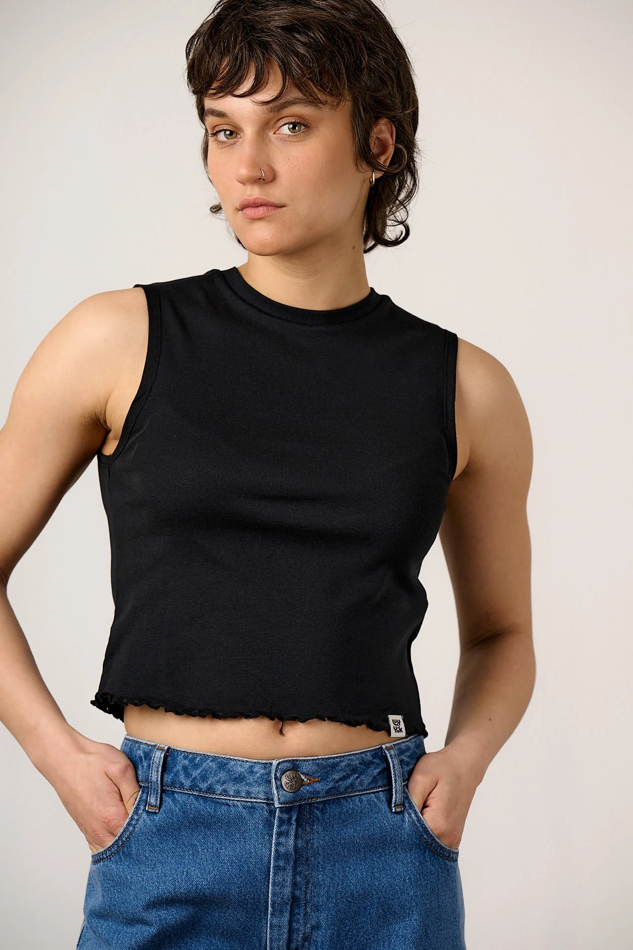 Vests & Sleeveless Tops