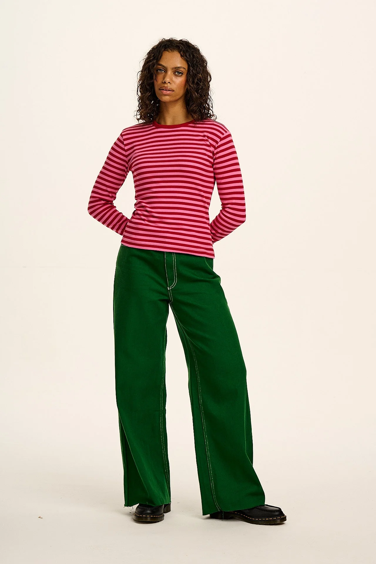 Grayson - Long Sleeve Cotton Tee in Pink & Red Stripe - Image 5