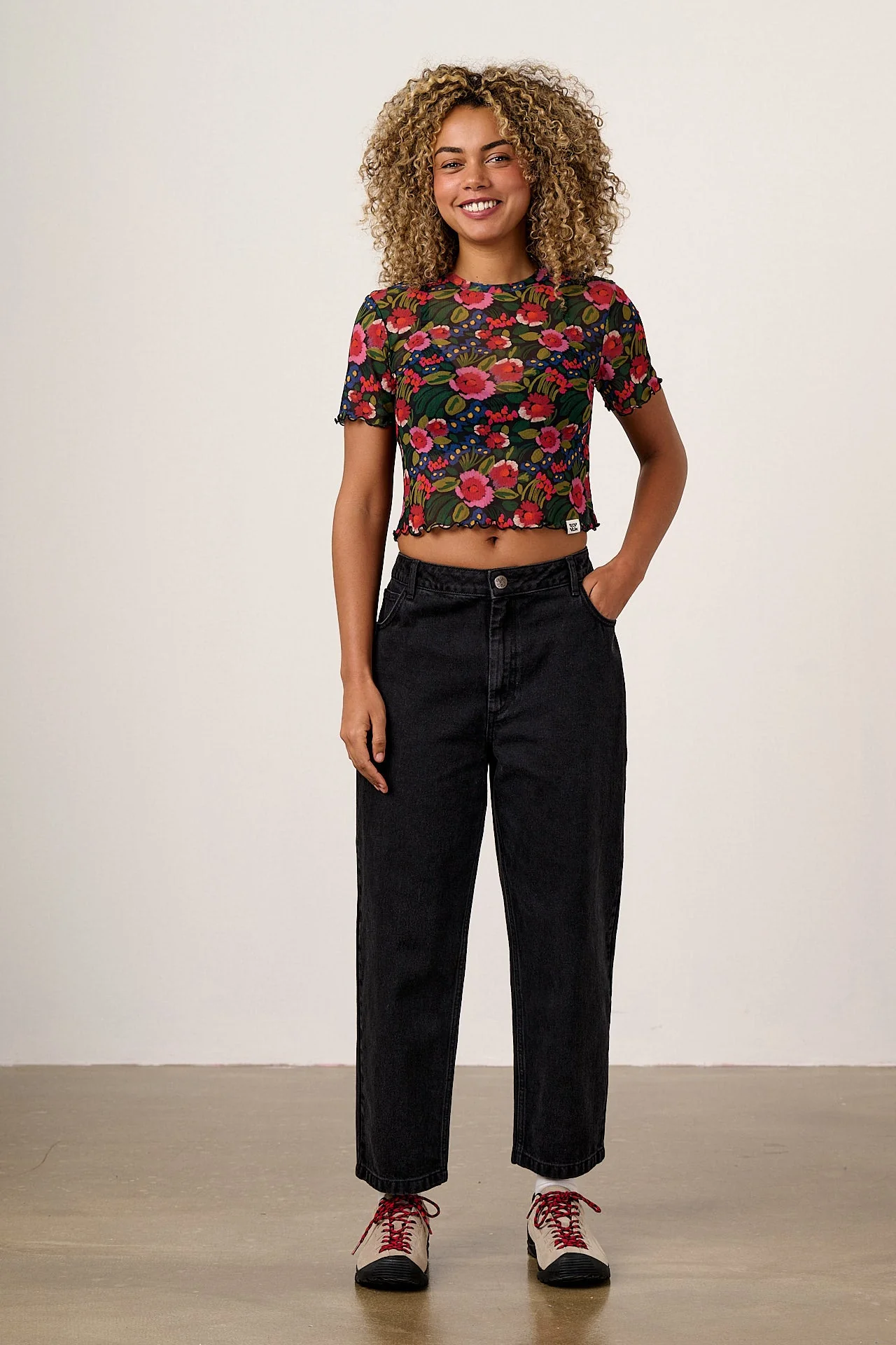 Greta - Cropped Mesh Top in Black Marie Print - Image 3