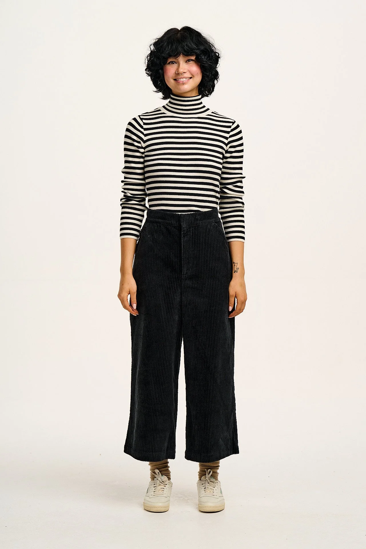 Halston - Image 3