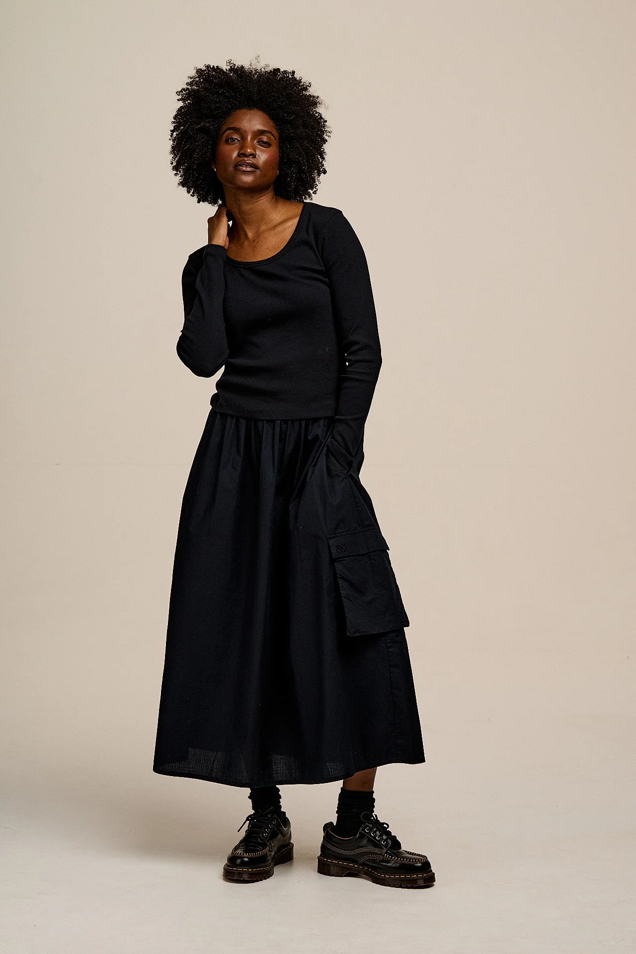 Remy - Ribbed Cotton Scoop Neck Long Sleeve Tee in Black (POS) - Image 5