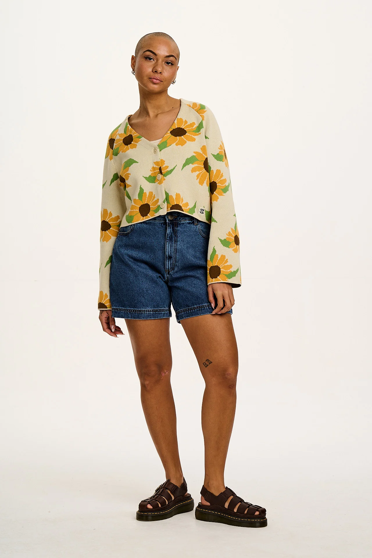 Robyn - Image 23
