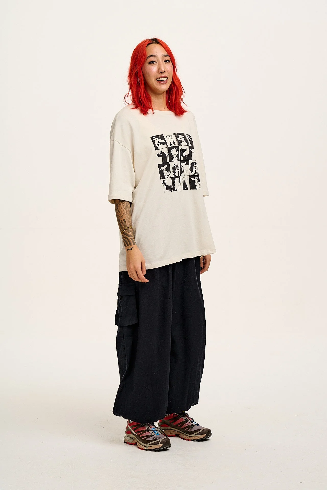 Rumi - Balloon Leg Cotton & Linen Trousers in Black - Image 12